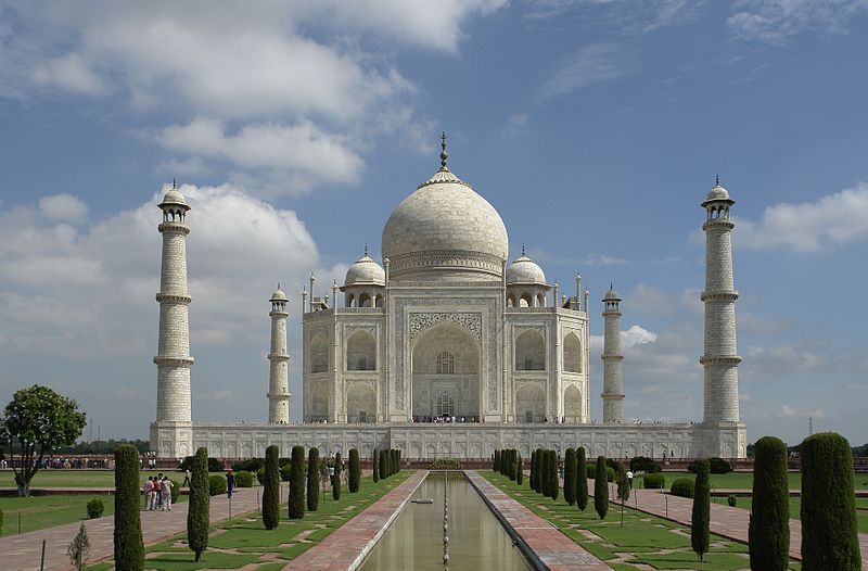photo: Yann license: GNU/FDL Taurus and Scorpio - The Taj Mahal in Agra