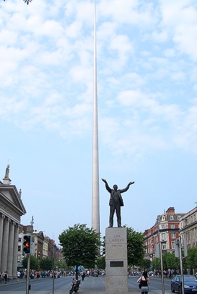 Dublin Spire with Jim Larkin statue in front Photo: Vmenkov license: GNU/FDL