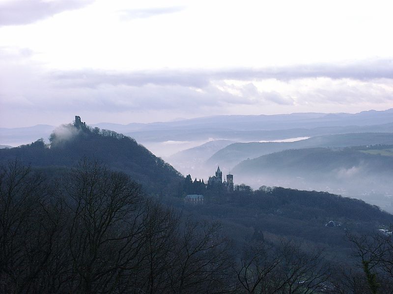 Dragon Mount (Drachenfels) site of Siegfried´s initiation and transformation has both coordinates in Scorpio.  With view of the Rhine Valley photo: Túrelio, ccbysa2.5