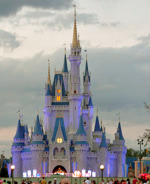photo: Raul654   license: GNU/FDL Die Astrologie von Cinderella`s Schloss in Disney World