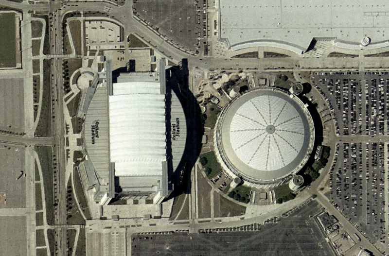 Reliant Astrodome - on the right  (nasa world wind 1.3.5)