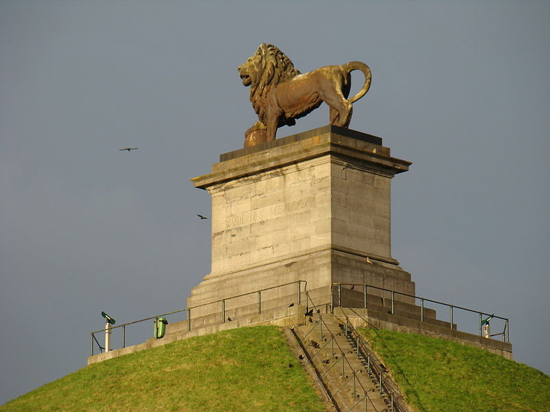 Waterloo Lion in the position of a guardian at 0° Capricon   photo: Foroa ccbysa2.5