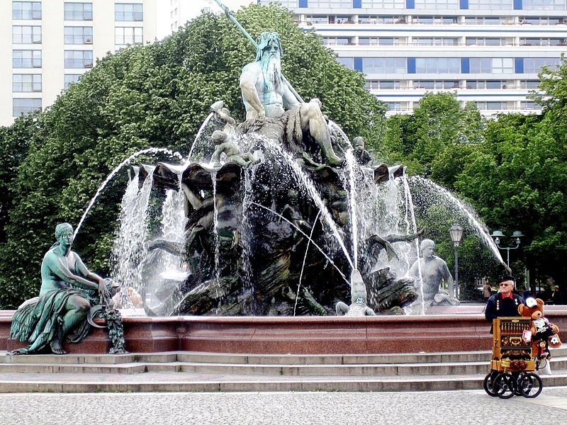 Nepotune sitting on a shell at Neptune Fountain, Berlin located in Cancer with Sagittarius