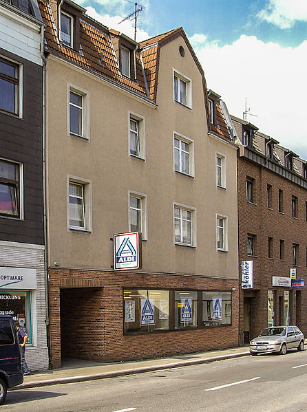 Ort des ersten Albrecht Lebensmittelgeschäftes in der Huestrasse 89 in Essen photo: USt , GNU/FDL