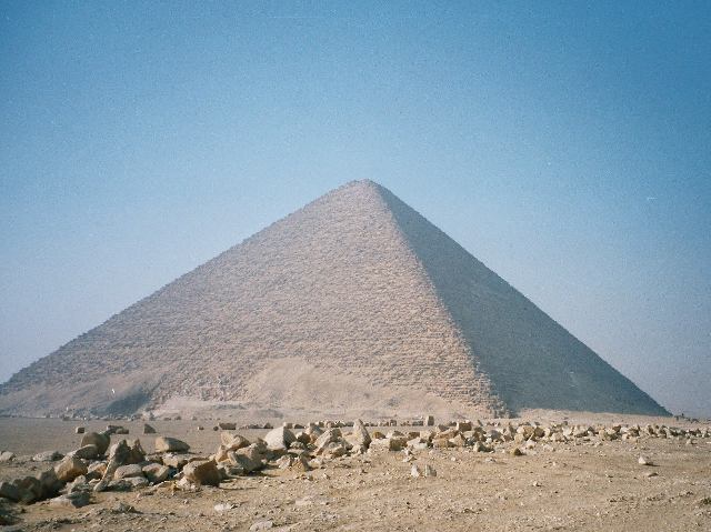 Astrology and astrogeography of the pyramids of Giza