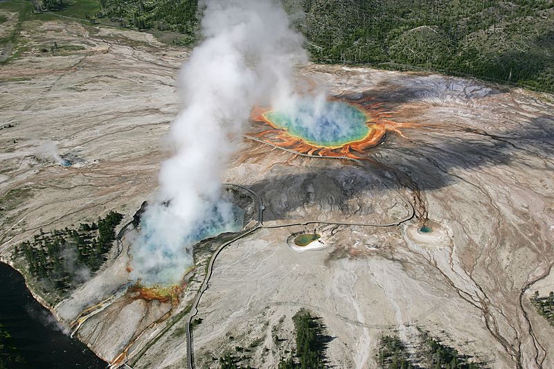 Astrology and astrogeography  of geysers and Yellowstone National Park