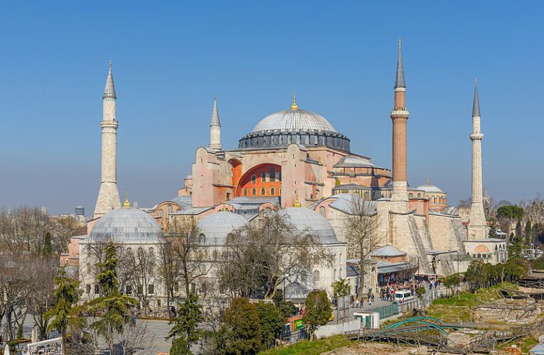 Taurus and Cancer – The Hagia Sophia as a Temple of the Earth Mother