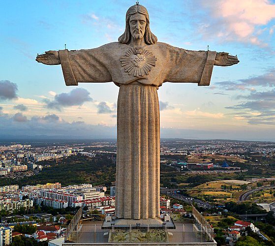 Christo Redentor and other Jesus statues in astrology