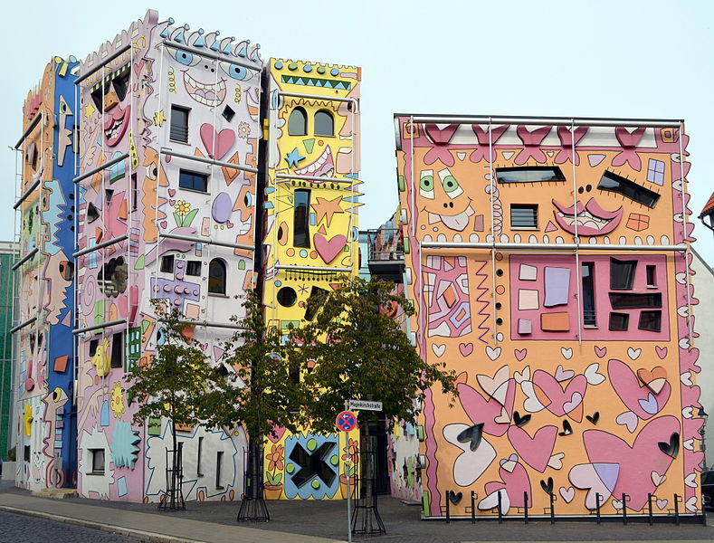 Happy Rizzi House in Libra with Cancer