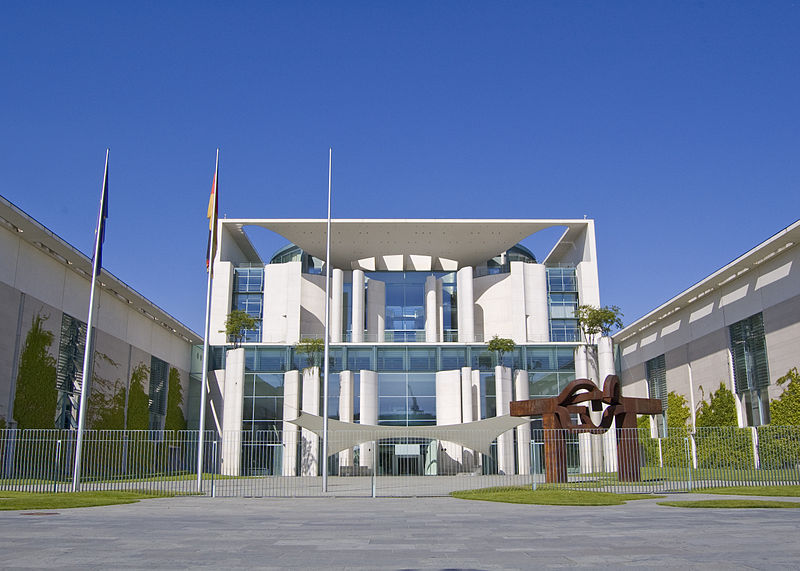 You are currently viewing Die Bundeskanzleramtsgebäude in Bonn und Berlin